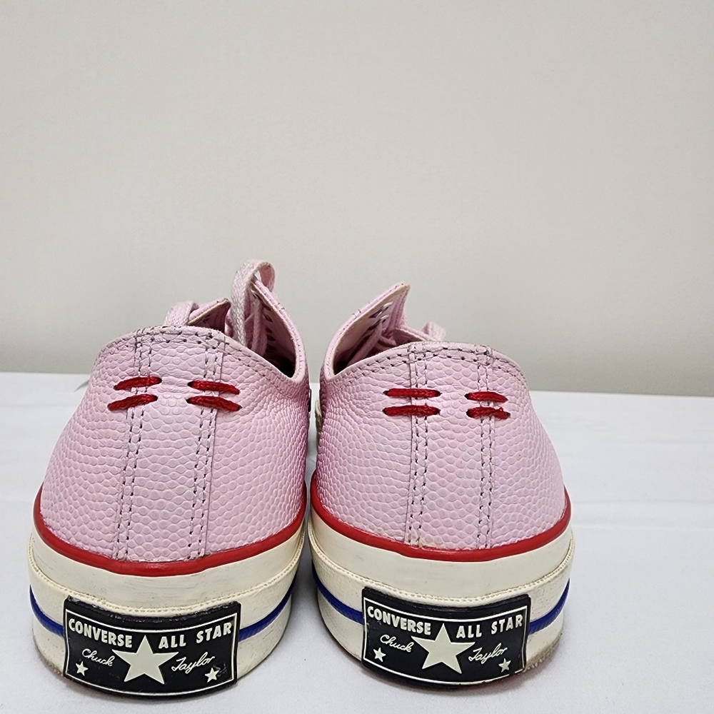 Converse - Picture 2 of 10
